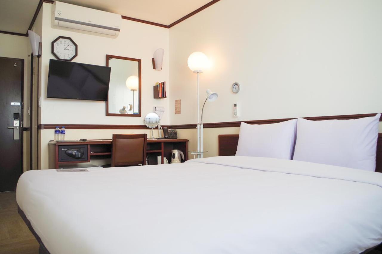 Toyoko Inn Cebu Stadt Exterior foto